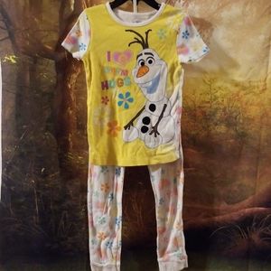 Size 8 Disney Frozen Olaf Pajama Set